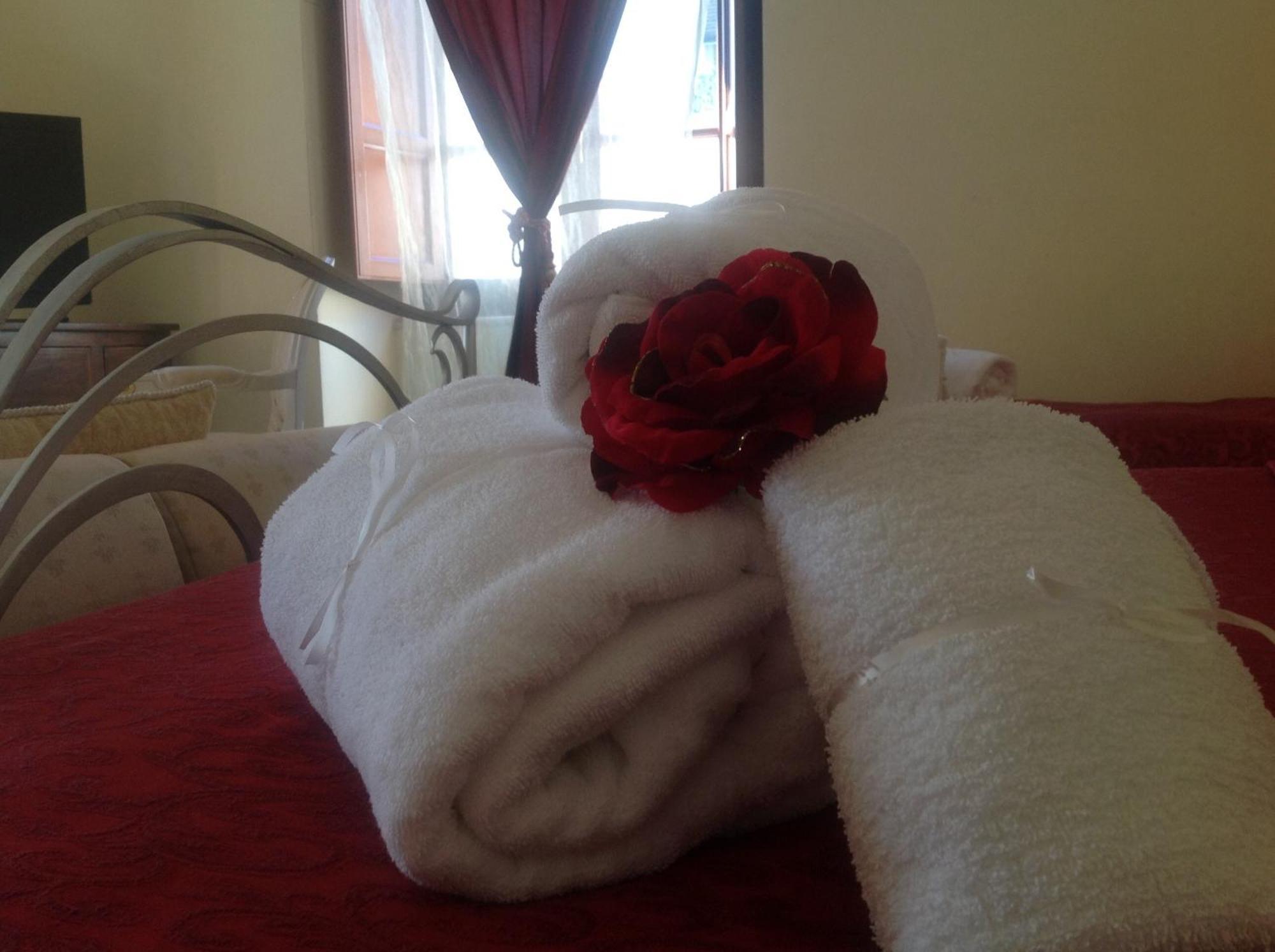 سولمونا B&B La Dimora الغرفة الصورة